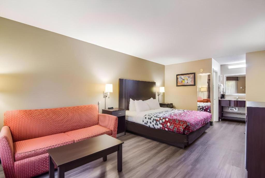 Econo Lodge South Garner Esterno foto