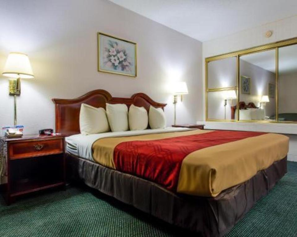 Econo Lodge South Garner Esterno foto