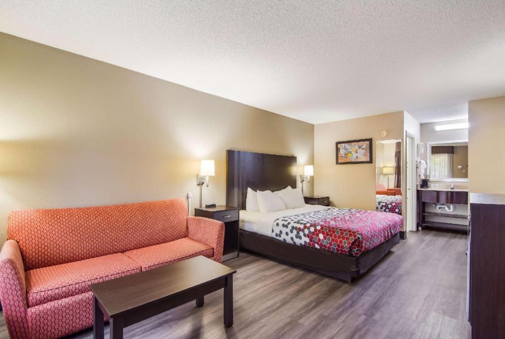 Econo Lodge South Garner Esterno foto
